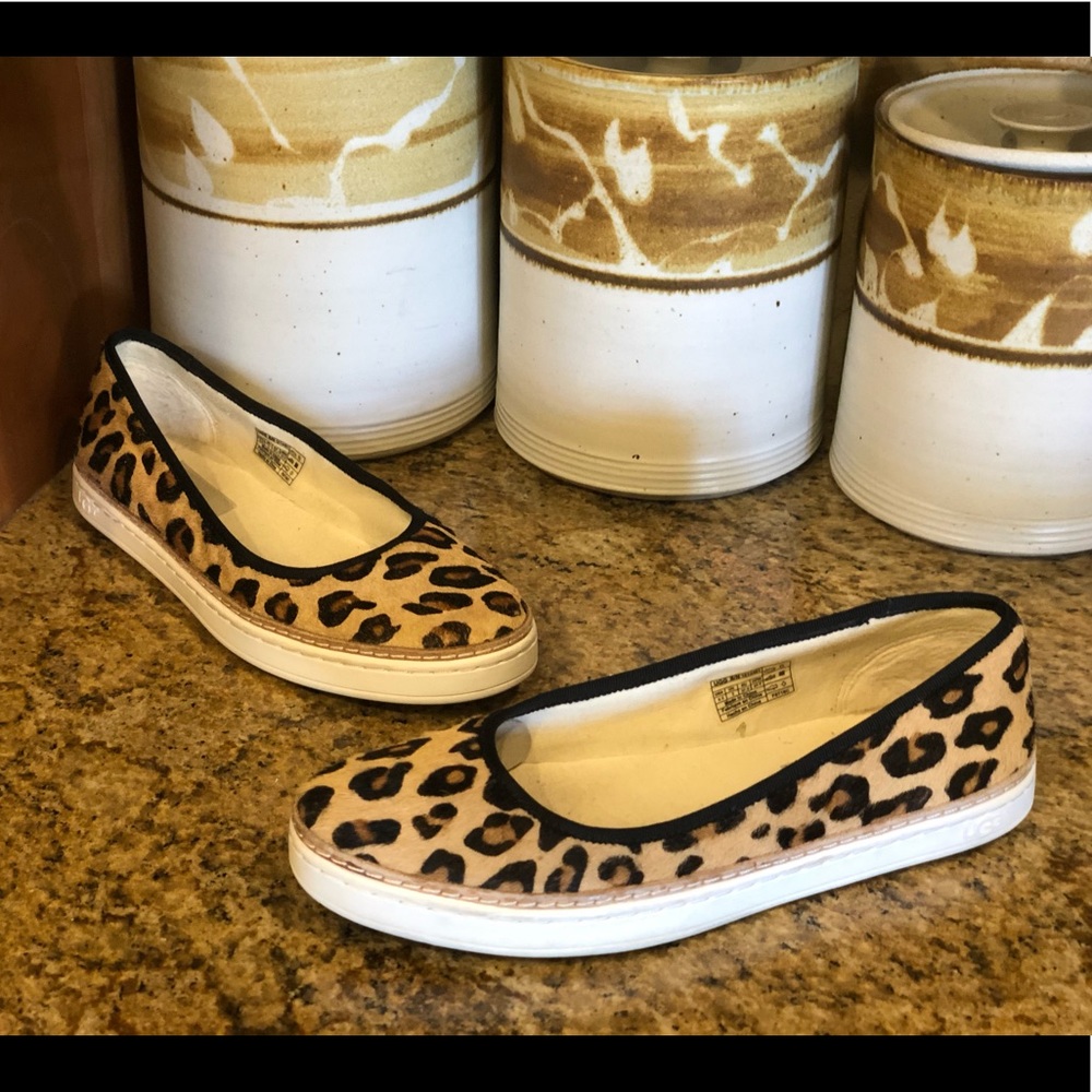 UGG leopard print cowhide upper shoes Size 6.5